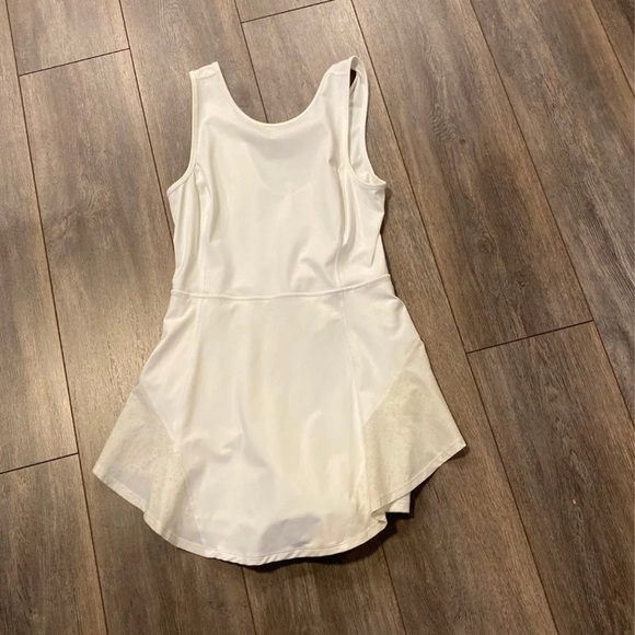 Lululemon Serene Stride Dress NWT - 8 - Picture 4 of 8